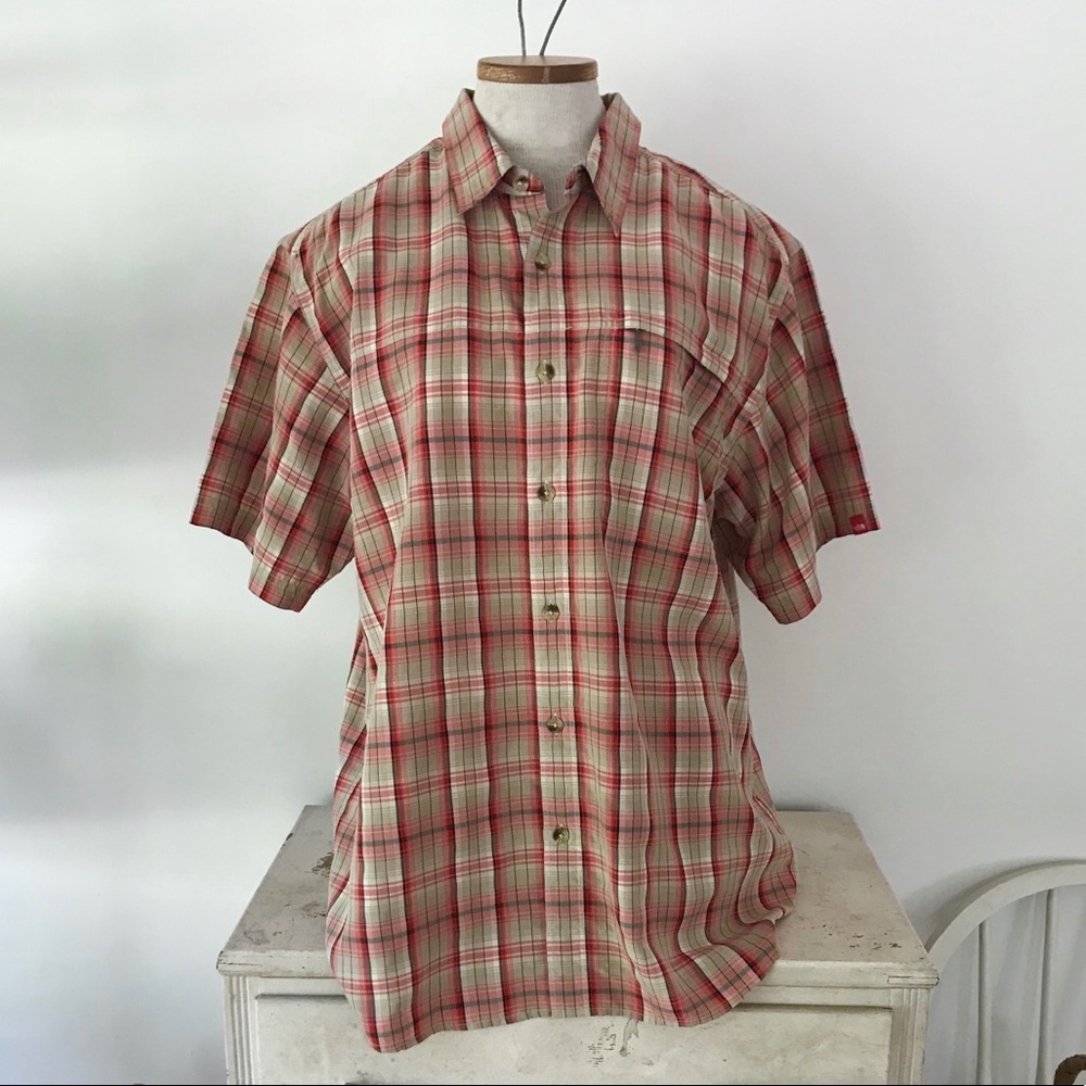 North Face wicking men’s L plaid button down shirt